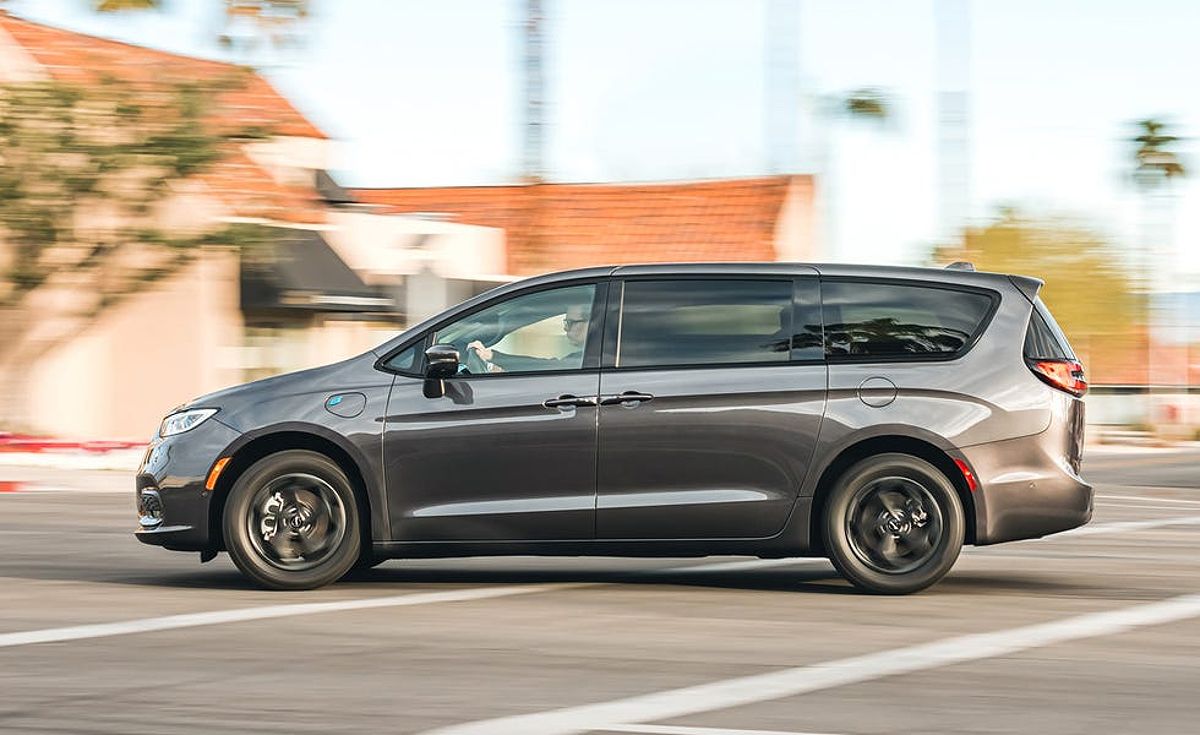 2022 Chrysler Pacifica Hybrid Limited