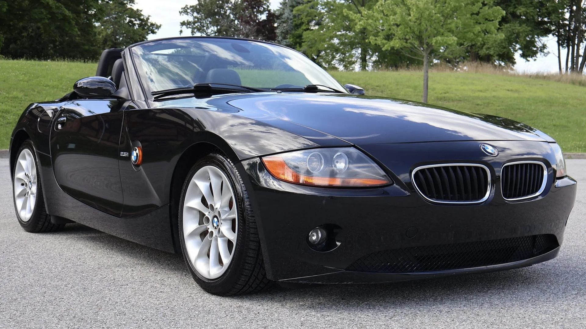 Black BMW Z4 Roadster